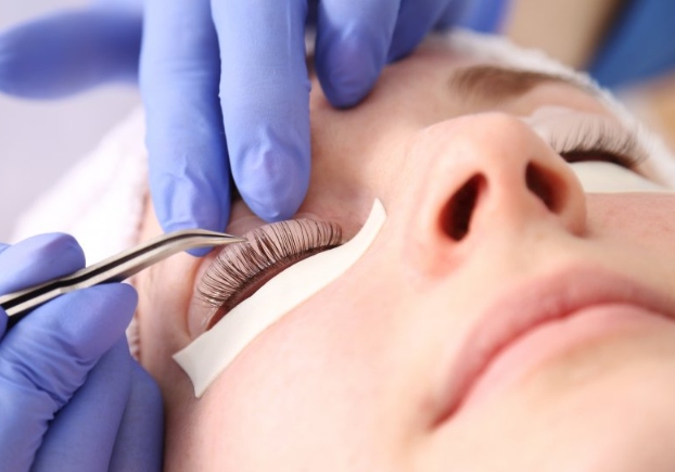 წამწამების ღეროვანი დაგრძელება, სილამაზის სალონი, წამწამები, წამწამის დაგრძელება, 2D დაგრძელება, 3D დაგრძელება , წამწამების ლამინირება, წამწამების დაგრძელება ფასი